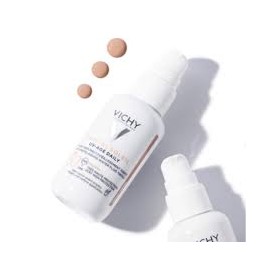 VICHY CAPITAL SOLEIL UV AGE DAILY SPF 50+ 1 FRASCO 40 ML COLOR TONO CLARO