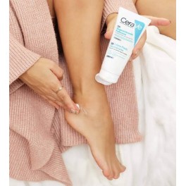 CERAVE CREMA RENOVADORA DE PIES 1 ENVASE 88 ML